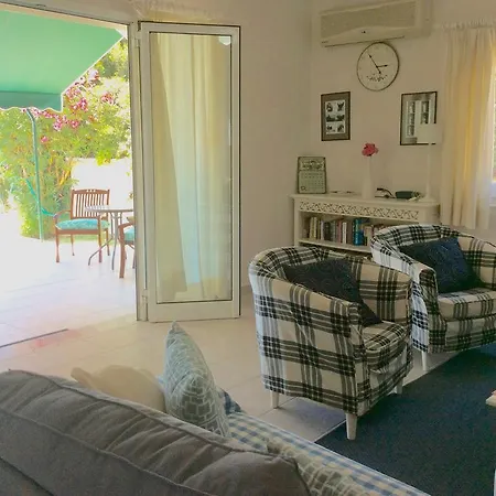 Seahorse Bay Beach Villa Halikounas