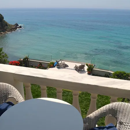 Seahorse Bay Beach Villa *